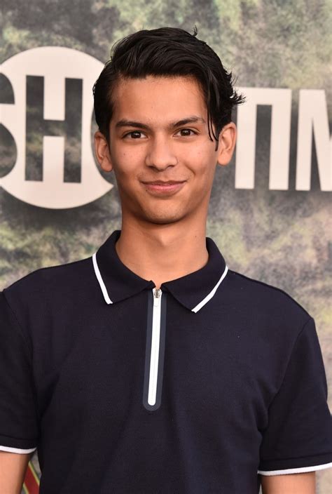 how tall is xolo maridueña